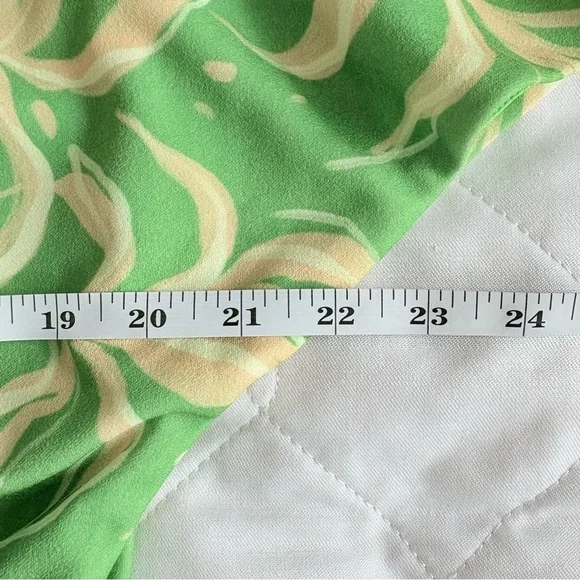 Alexia Admor Vibrant Green Abstract Dress - Picture 12 of 13